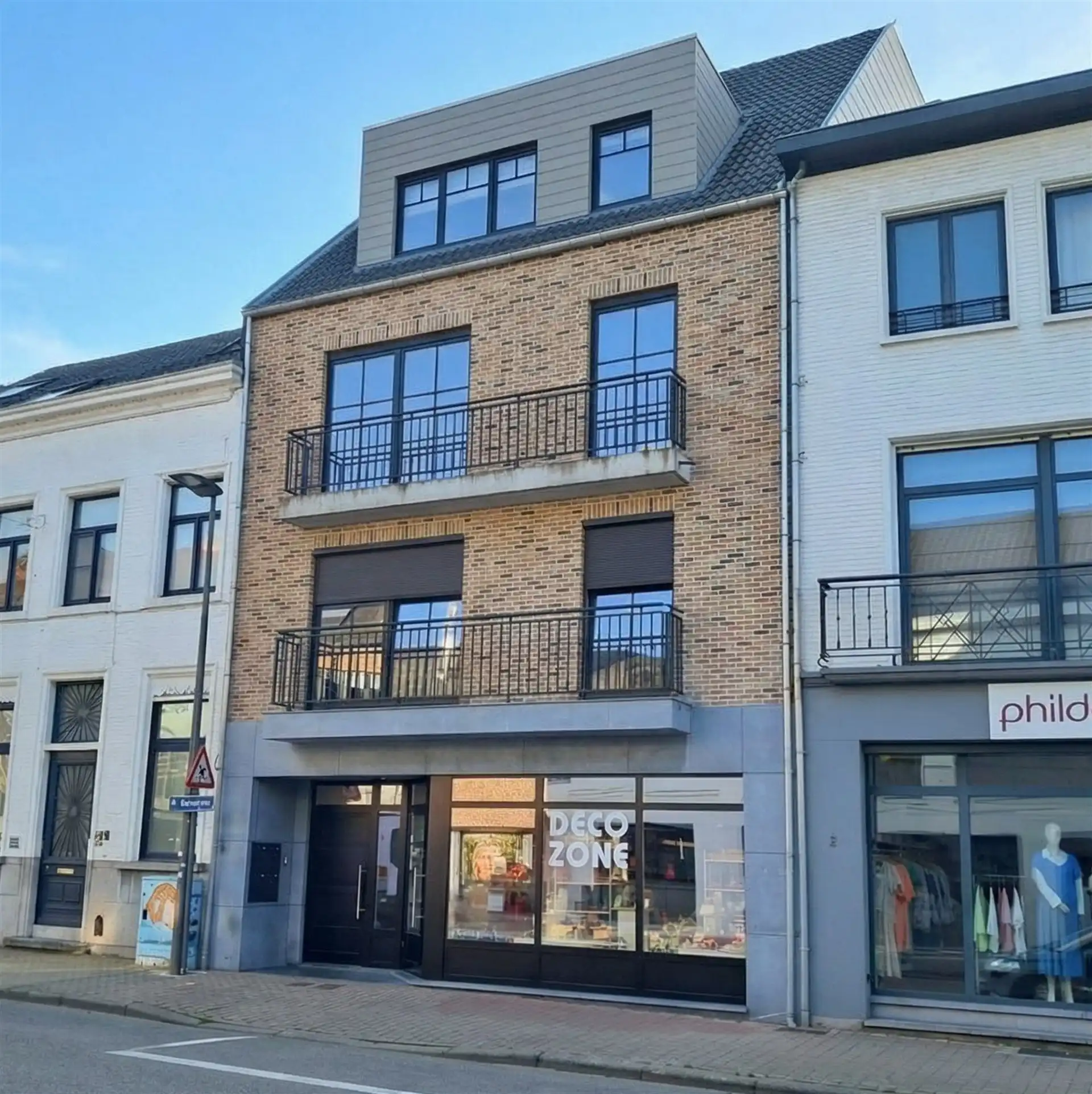 Appartement met ruime terras op topligging in Merchtem foto {{pictureIndex}}