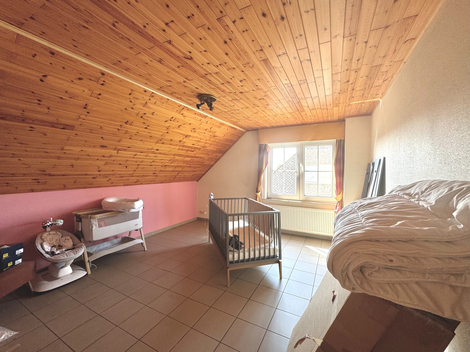 LANDELIJKE WONING MET GARAGE & TUIN foto 20