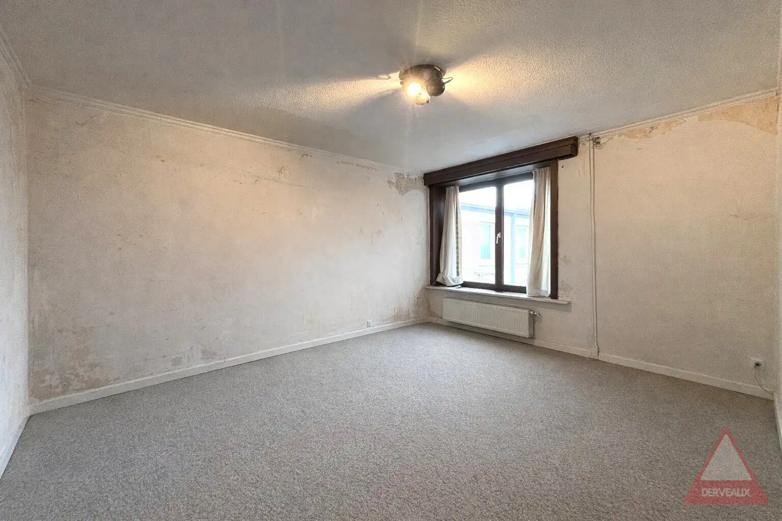 Zonnebeke – Woning met ruime tuin en uitweg achteraan foto 7