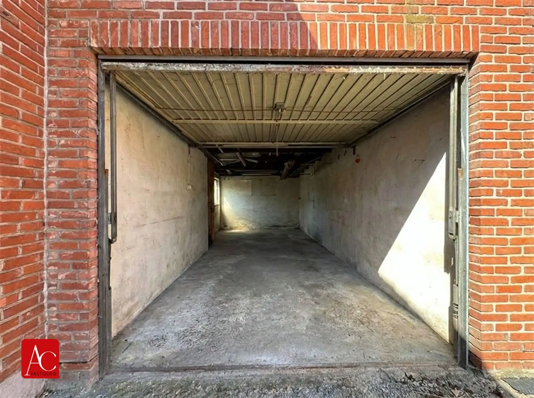 Renovatiewoning op ruim perceel foto 17