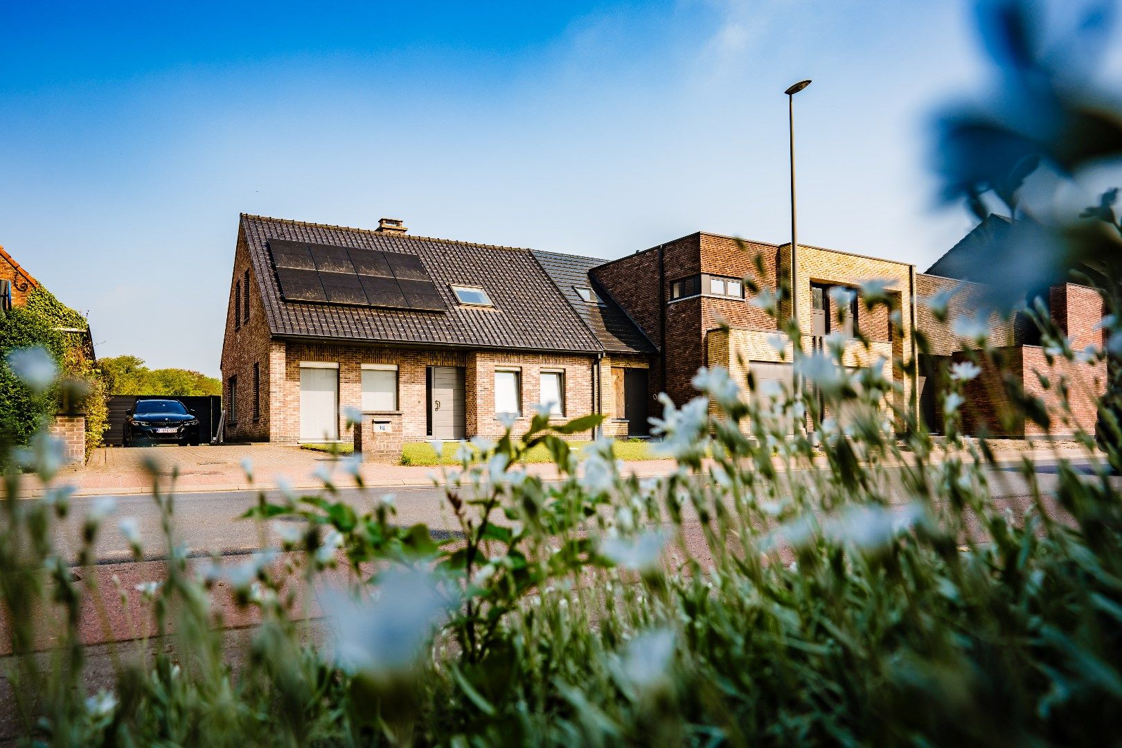 Woning met 3 slpks, tuin én stal  op 1.105 m² te lembeke foto 1