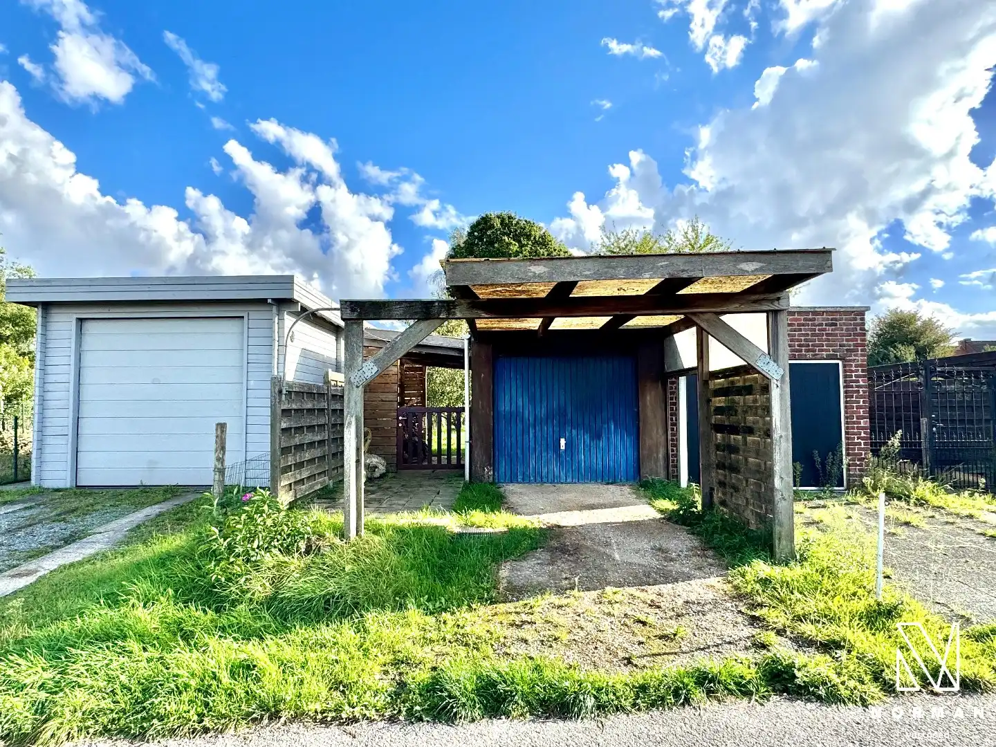 Woning met 3 slaapkamers, tuin en uitweg met garage te koop in Gullegem! foto 15