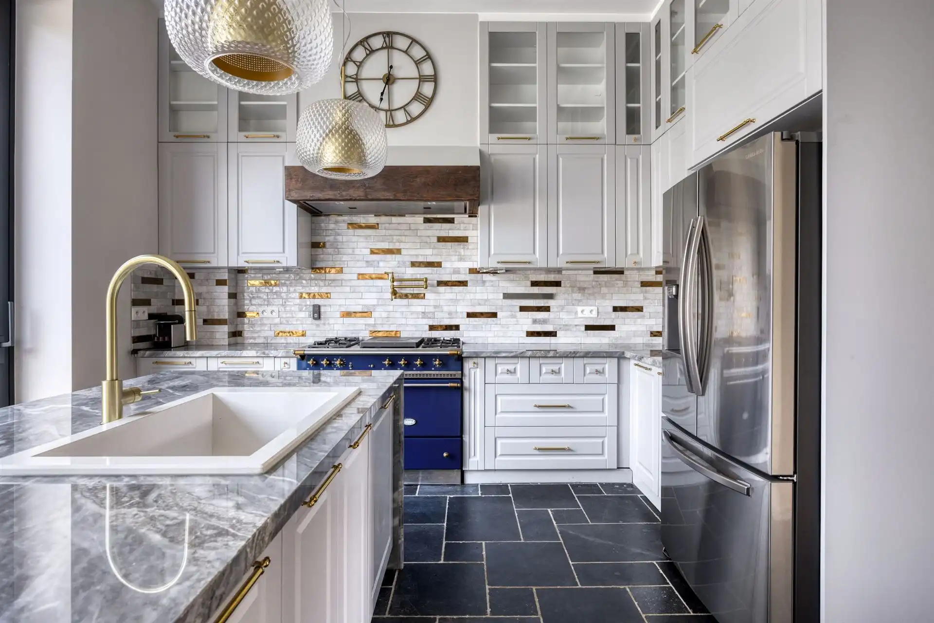 Prachtig gerenoveerde & charmante 3-gevel woning in centrum foto 12