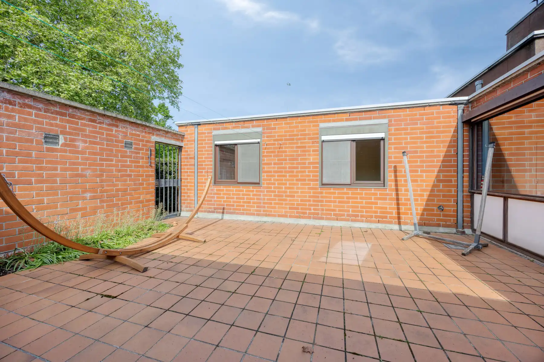 Zeer goedgelegen halfopen bebouwing met garage!! foto 17