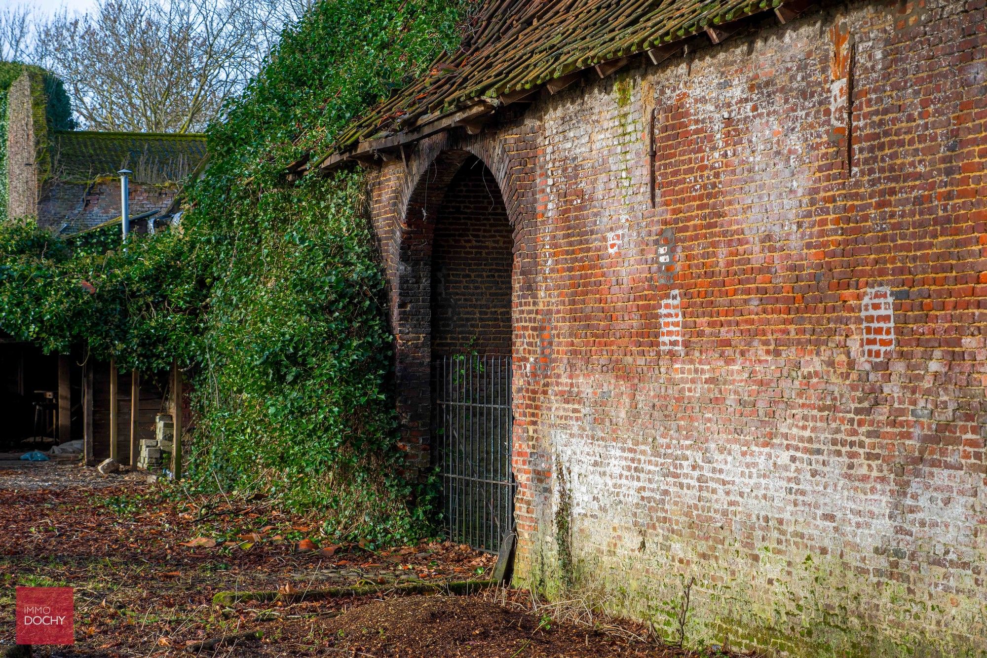 Historische kloosterhoeve aan de oevers van de Leie foto 12