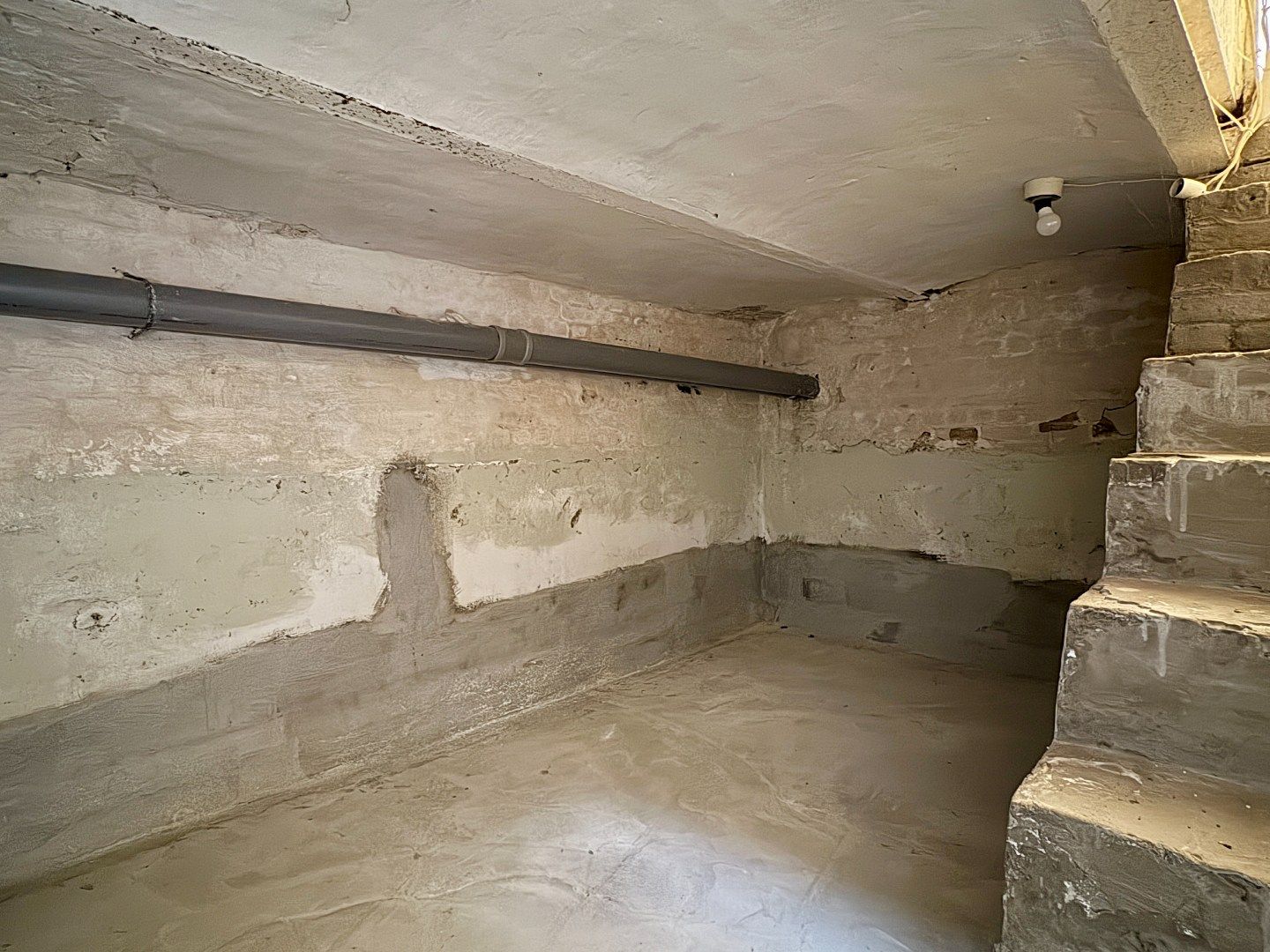 Centraal gelegen woning met goed georiënteerde tuin en 3 slaapkamers. foto 9