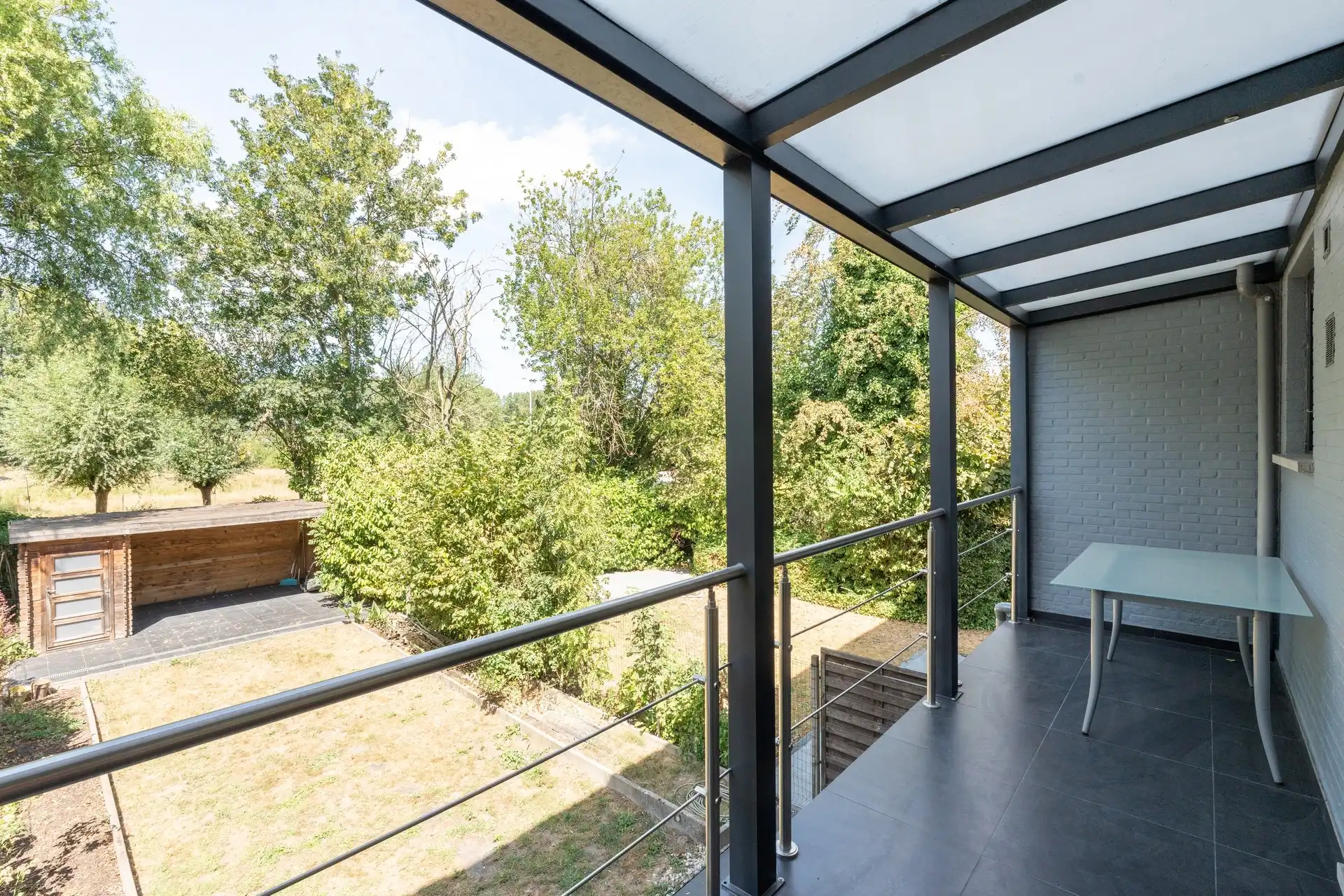 Energiezuinige bel etage woning met 3 slaapkamers gelegen in een groene omgeving foto 11