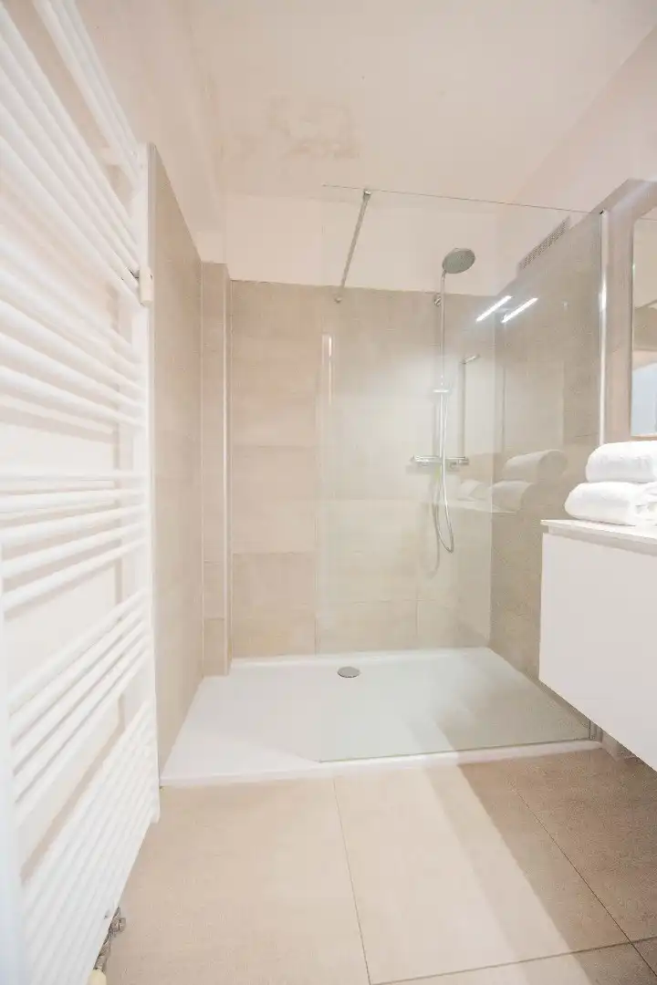 OOSTENDE - BELLE EPOQUEWIJK DICHTBIJ BIBLIOTHEEK, ZEEDIJK EN DE JAPANSE TUIN foto 15