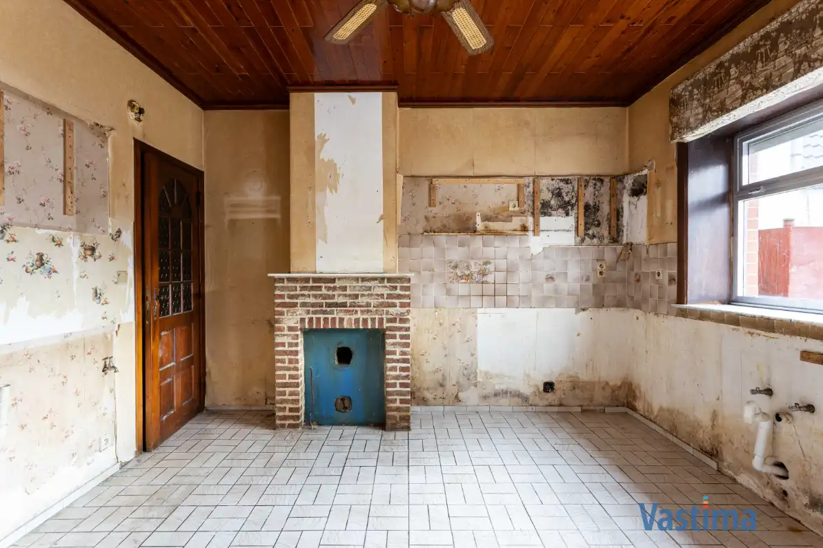 Te renoveren woning met 3 slaapkamers, garage en tuin foto 7