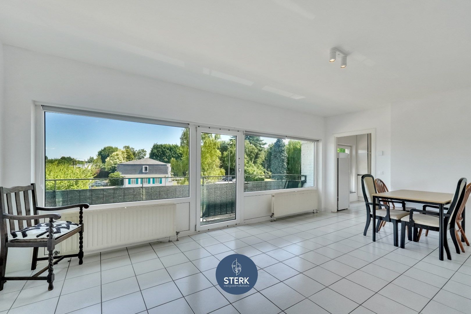 VERHUURD APPARTEMENT AAN EEN HOOG RENDEMENT TE SMEERMAAS !  foto 3
