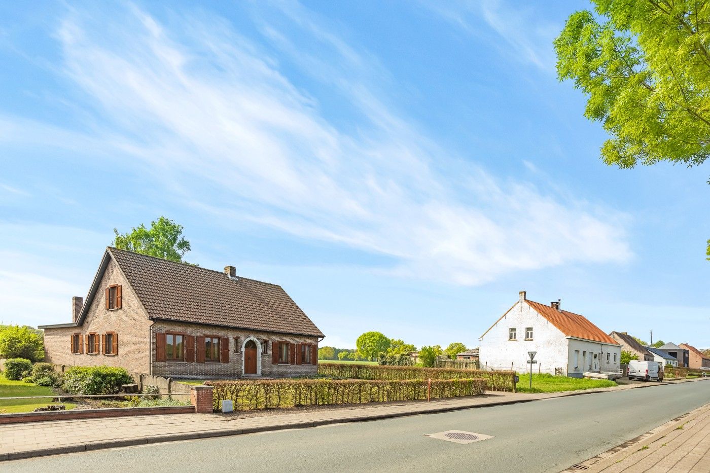 Landelijke, vrijstaande woning met 3 slpk., garage, schuur en zuid-tuin foto 40