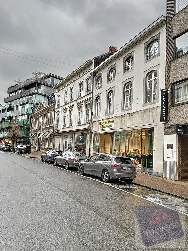 Prachtig Appartementsgebouw met aandelen van Patrimoniumvennootschap in het Hart van Hasselt foto 1