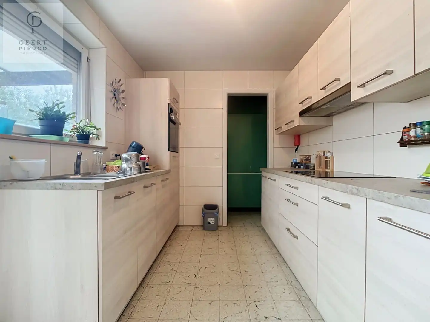 Charmante woning met garage en kelder in de rustige Kan. Schoolslaan, Landen - een perfecte kans voor jouw nieuwe thuis! foto 8
