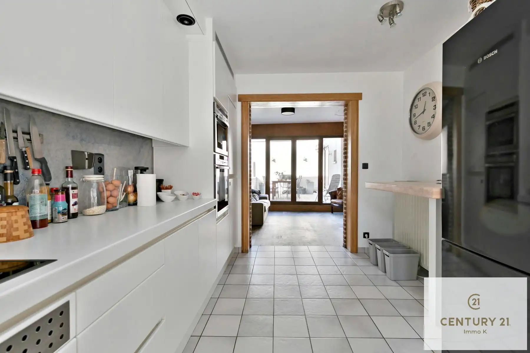 Opbrengsteigendom - verhuurd app. en kantoor op toplocatie! foto 9