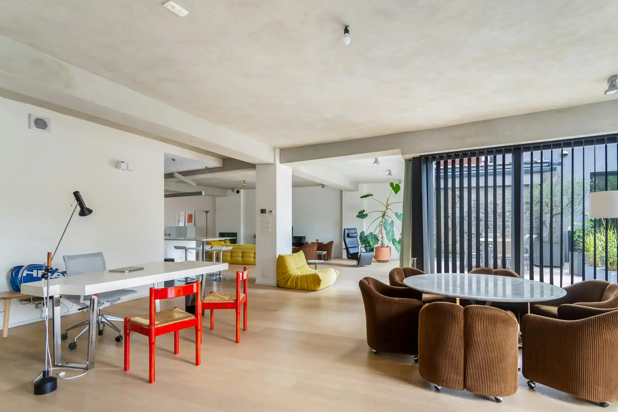 Lichtrijke loft met royaal zonneterras te koop in Brussel foto 6