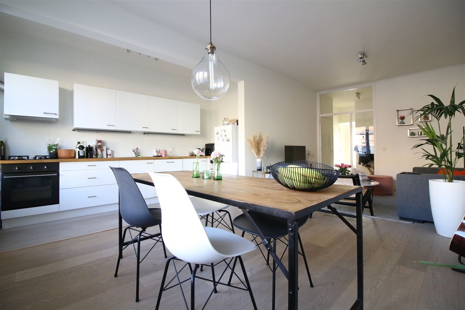 Trendy appartement nabij Hof van Leysen foto 3
