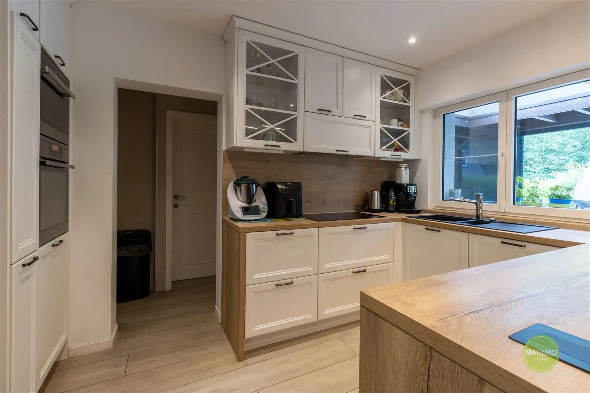 Gezinswoning met 4 slaapkamers op een perceel van 4.530 m² foto 7