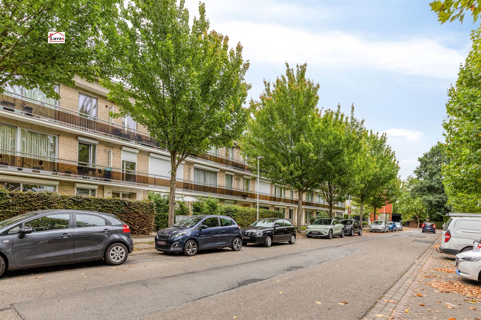 Appartement met tuin foto {{pictureIndex}}