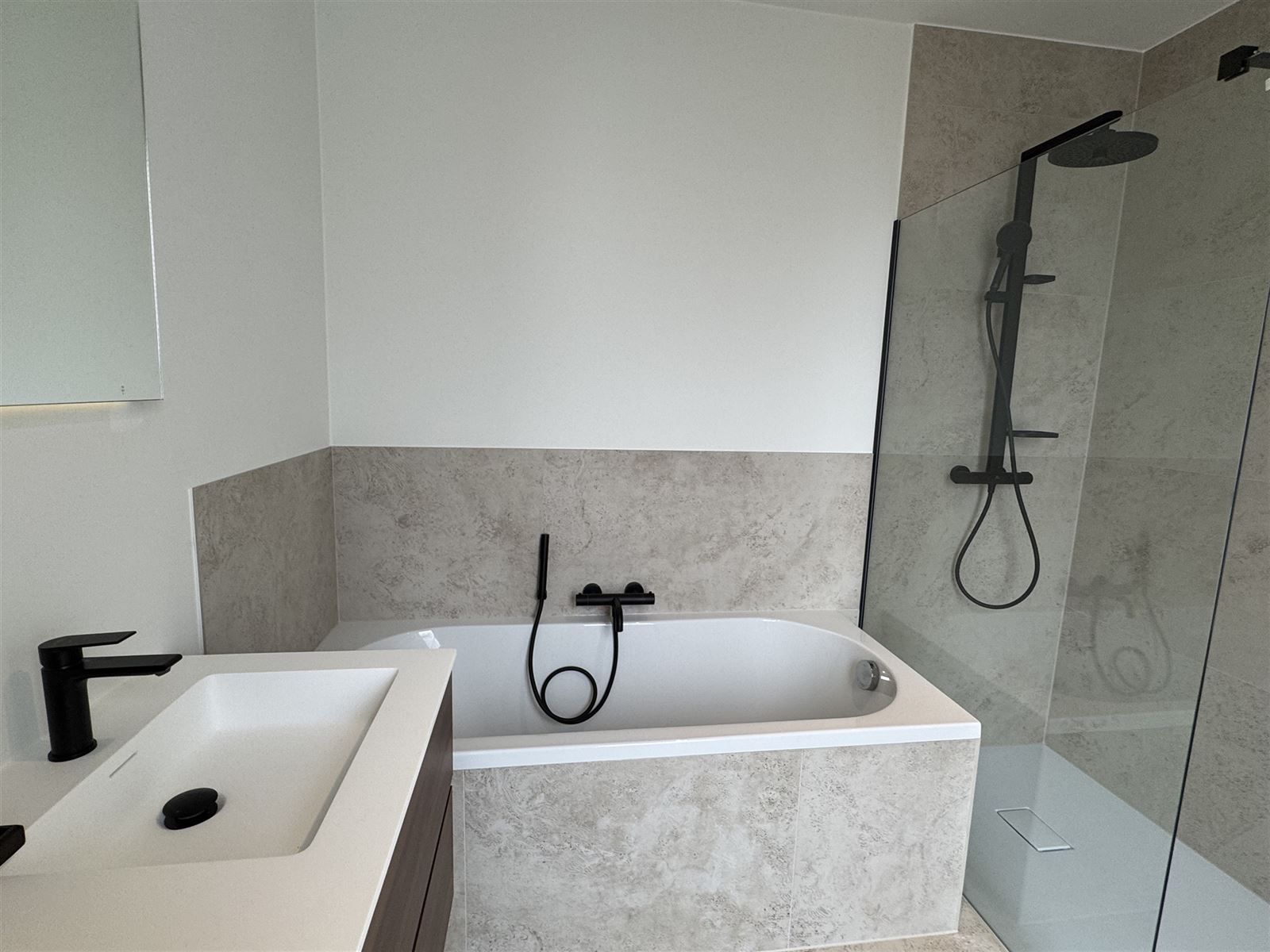 Nieuwbouw halfopen bebouwing foto 14