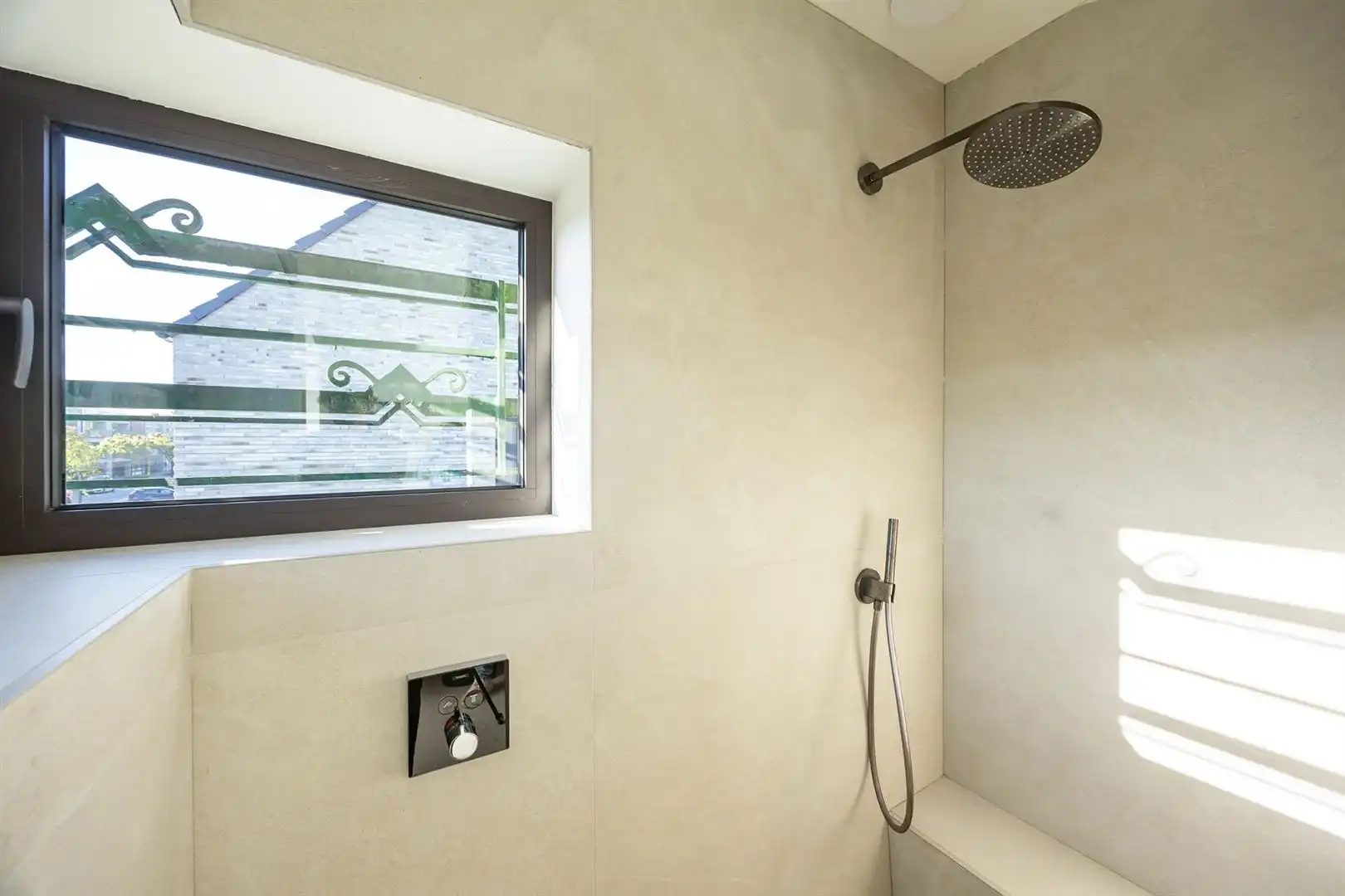 Luxueus en energetisch gerenoveerde Art-Déco woning foto 23