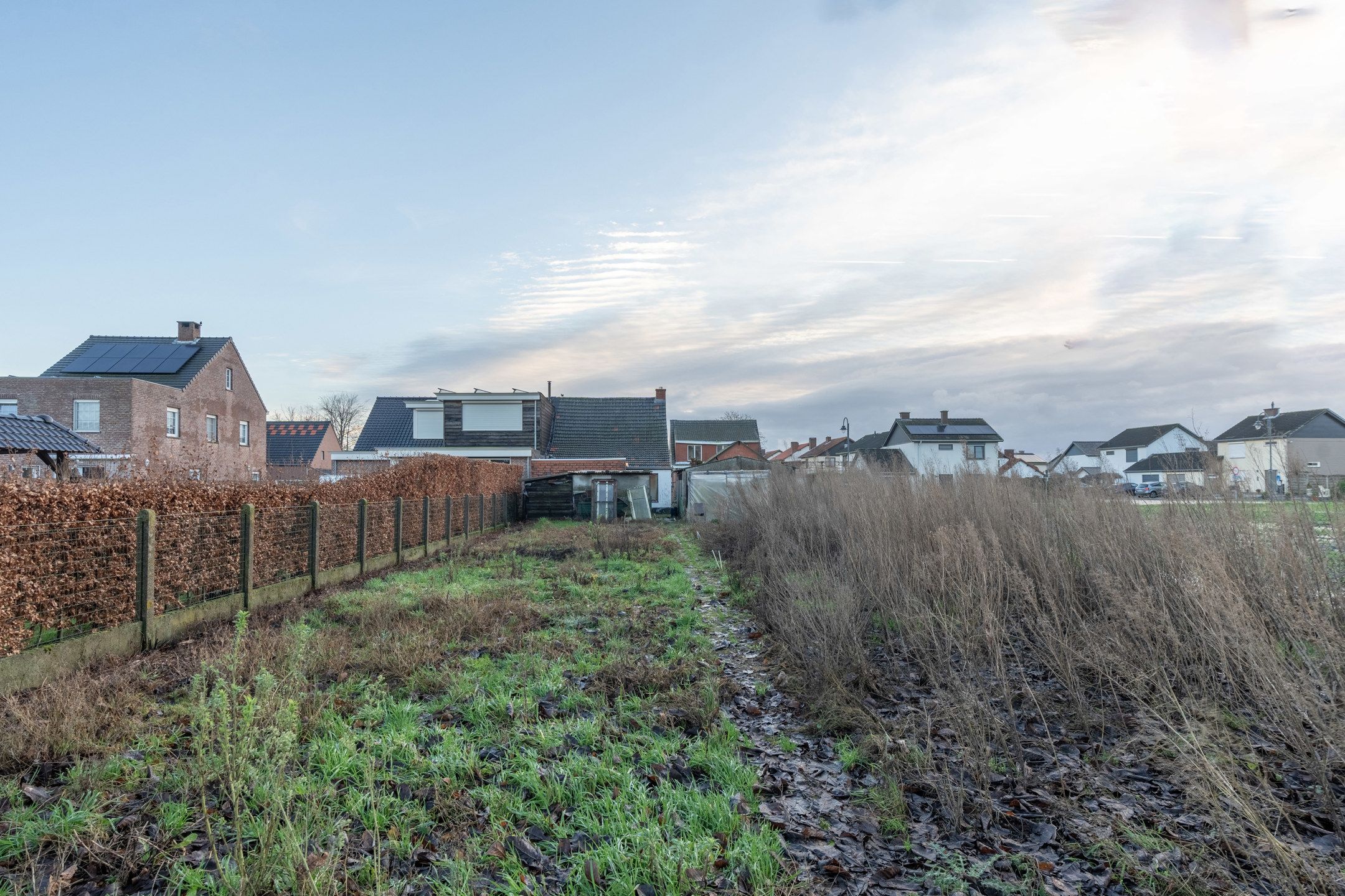 Te renoveren woning op mooi perceel van 720 m² op het westen foto 29