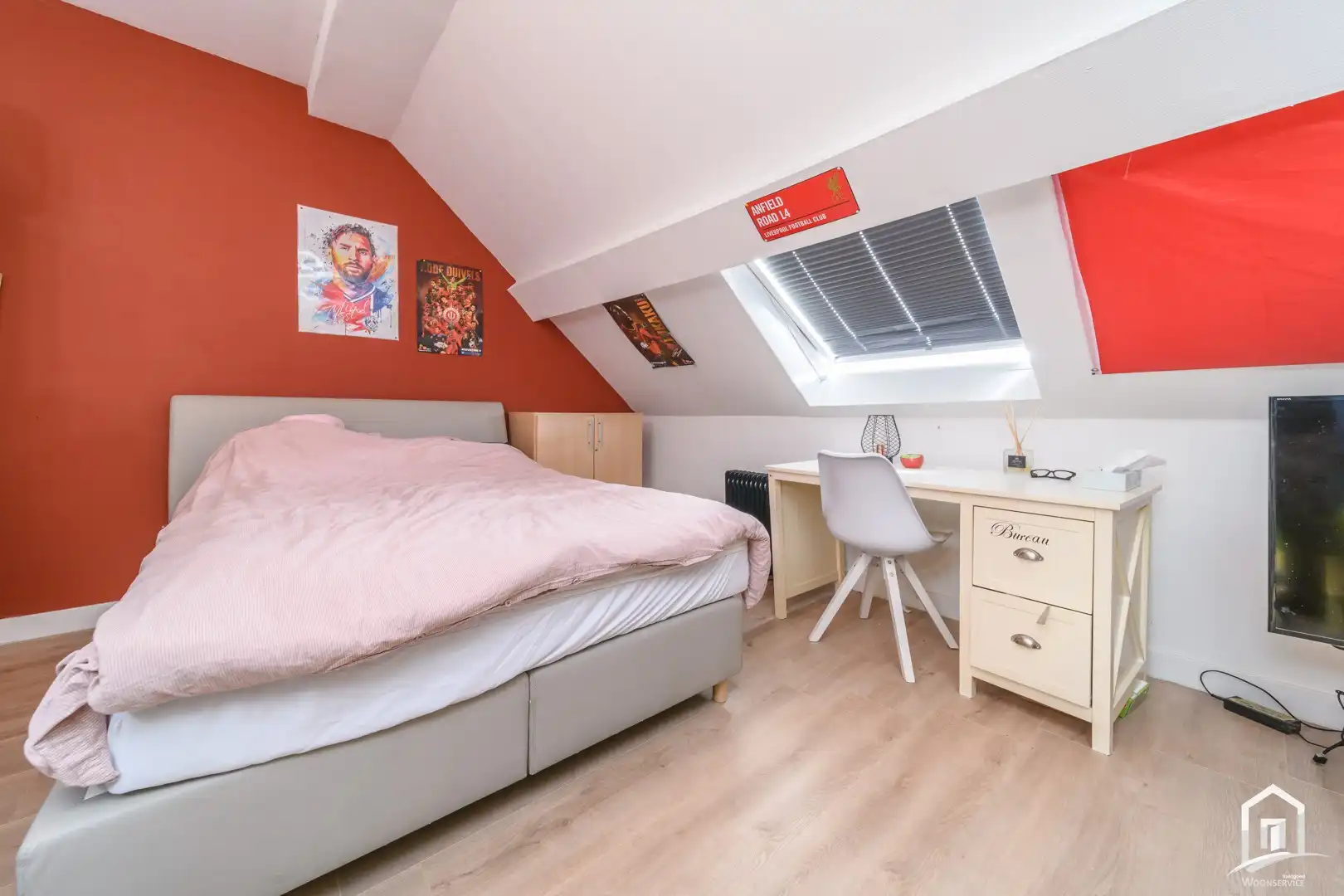 Charmante en verder af te werken woning foto 16