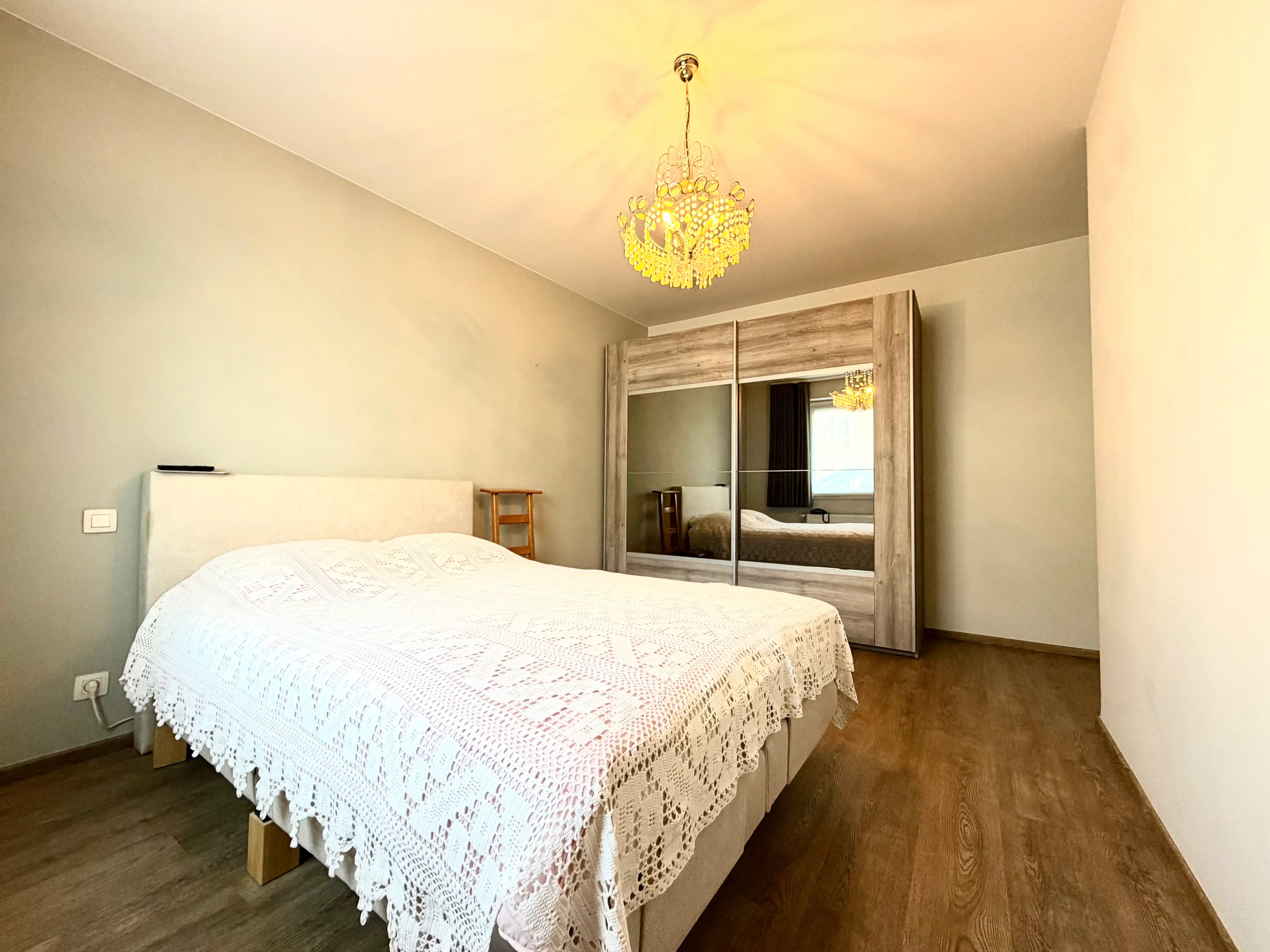 Gelijkvloers tweeslaapkamer-appartement te Wondelgem foto 9