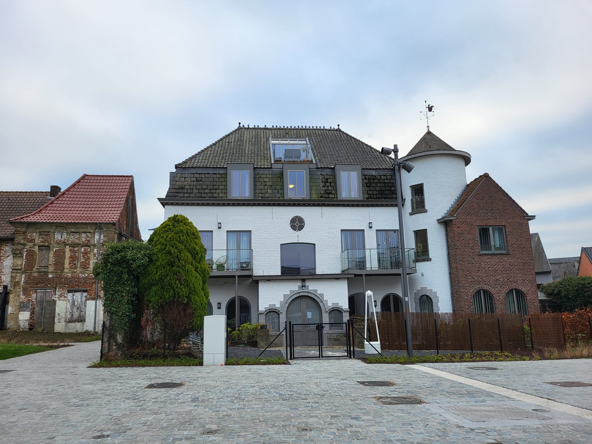 Appartement in erfgoed herenhuis met comfort gloednieuw pand foto 9