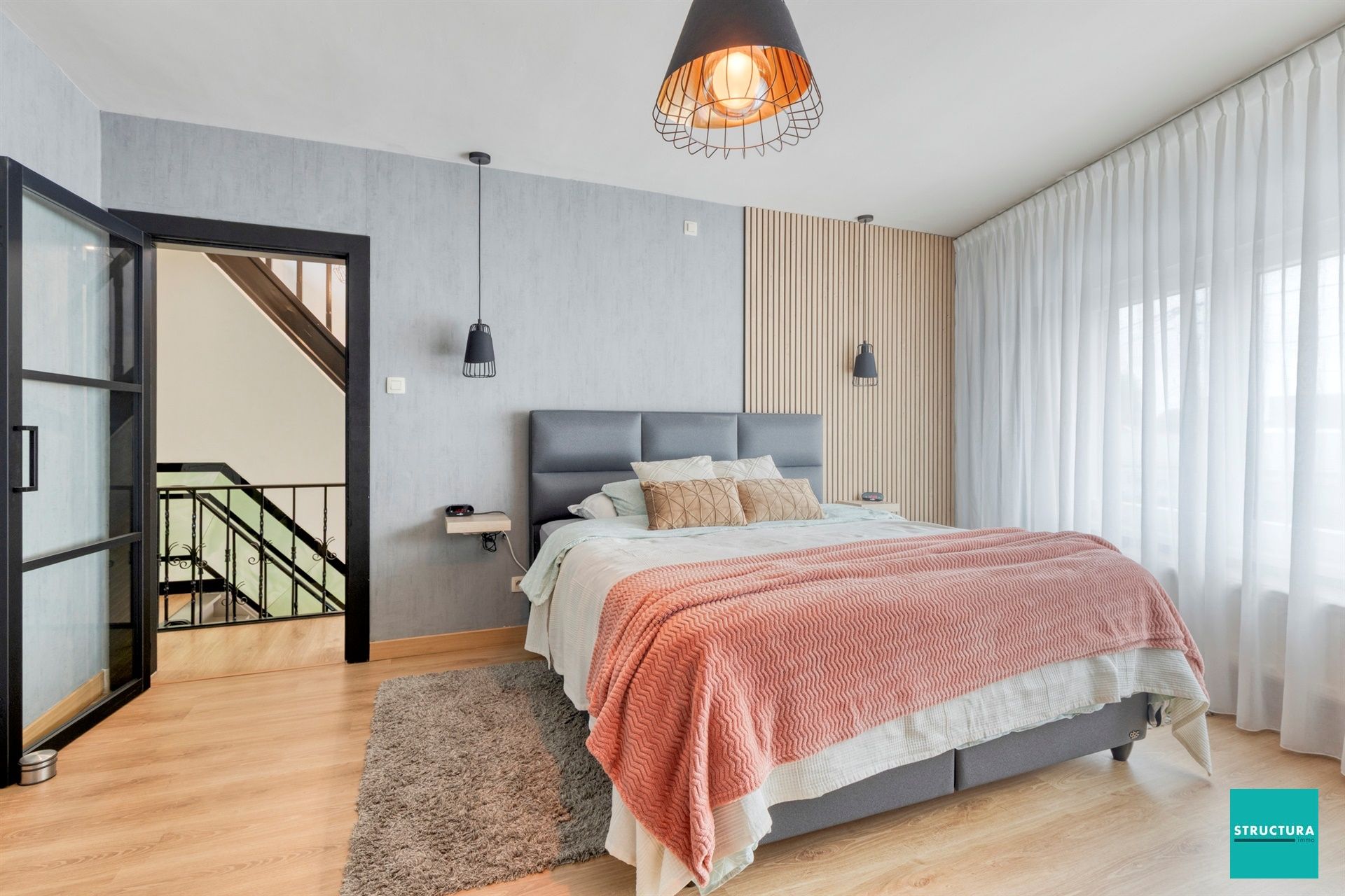 Ruime 4-SLK Woning in Denderhoutem, 235m² Woonopp. foto 14