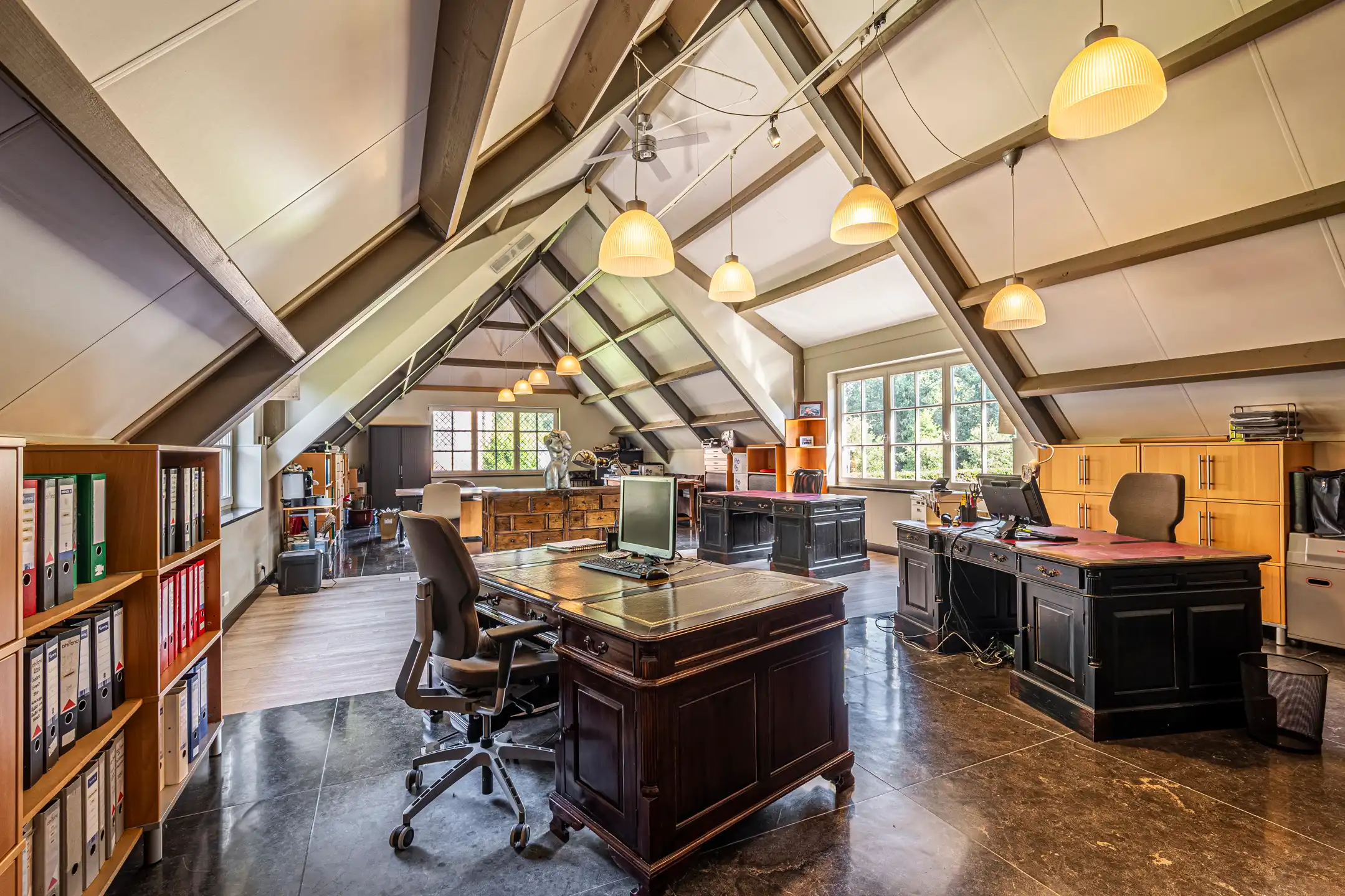 Exclusieve villa met zwembad op een perceel van 6.420 m² foto 20