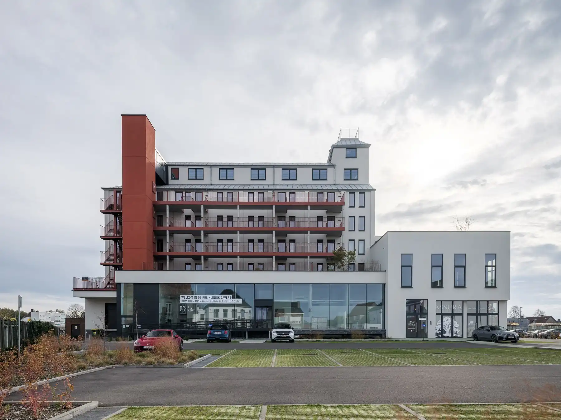 Stijlvol BEN‑appartement in unieke getransformeerde fabriekssite foto 20