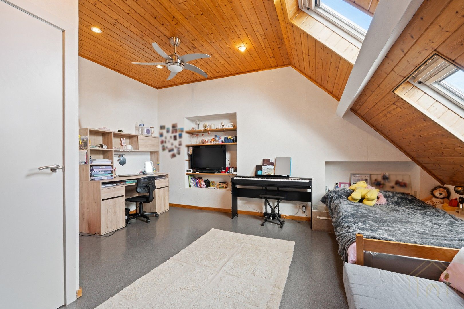 Handelspand met woonst op topligging in het centrum van Lauwe foto 16