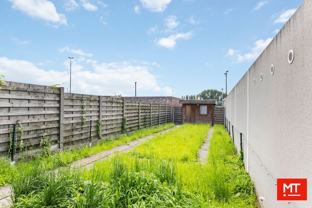 Te renoveren woning met Zuidgerichte tuin, garage en uitweg in Zonnebeke foto 4