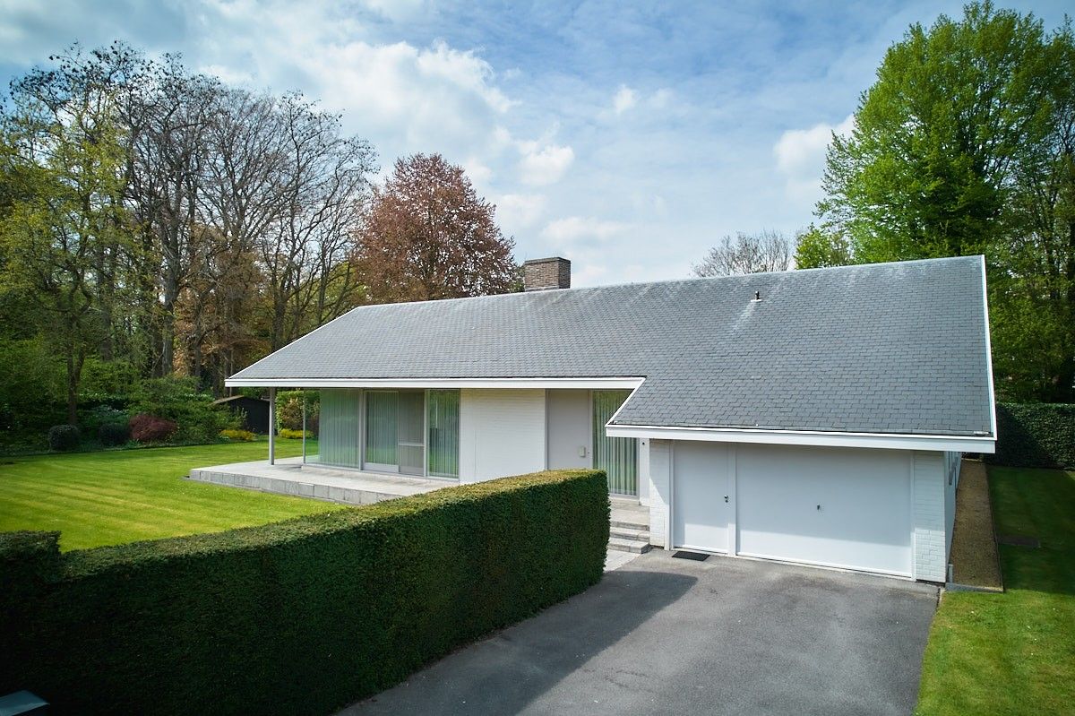 VERKOCHT. Bijzondere villa met grote tuin van het architectencollectief Konstrukto foto 24