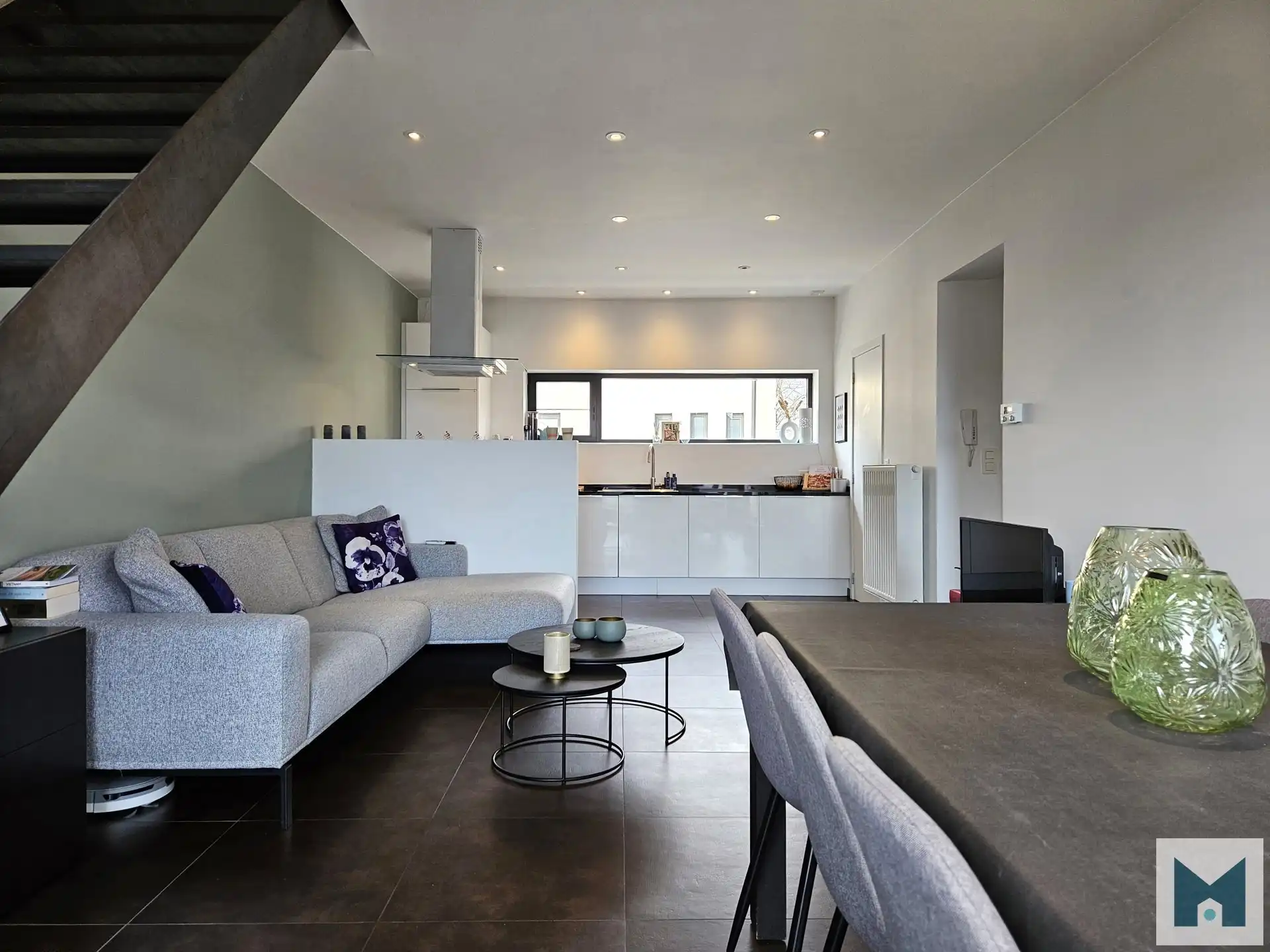 Moderne duplex met 2 slaapkamers te Buggenhout centrum! foto 3