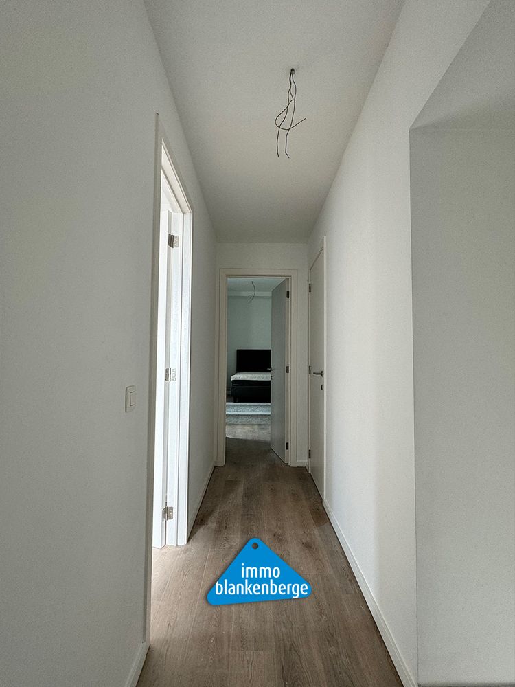 Luxe Duplex Appartement met Twee Slaapkamers en Terras op Vijfde Verdieping foto 7