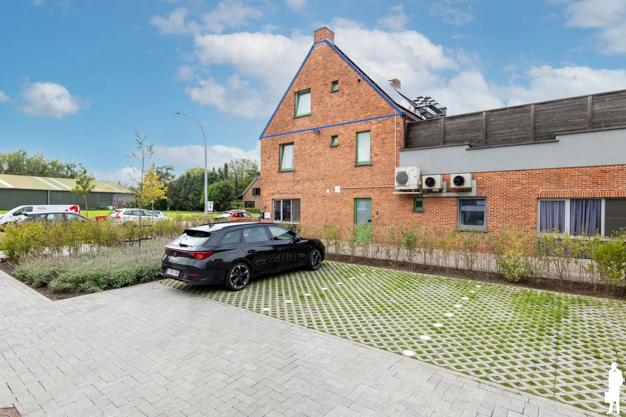 Verhuurd dakappartement met 2 slaapkamers en leuk terras  foto 19