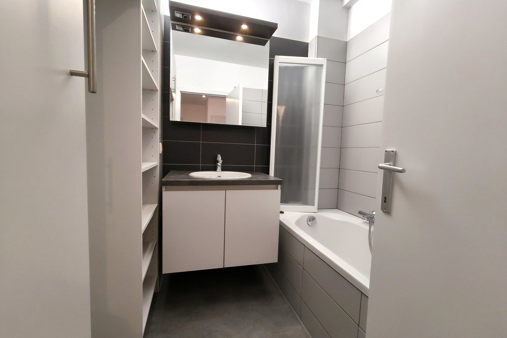 APPARTEMENT IN HET CENTRUM VAN HASSELT foto 7