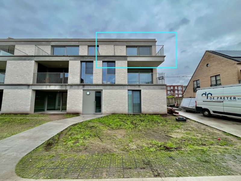 NIEUWBOUW EENSLAAPKAMERAPPARTEMENT OP DE TWEEDE VERDIEPING TE HUUR IN EEKLO foto {{pictureIndex}}