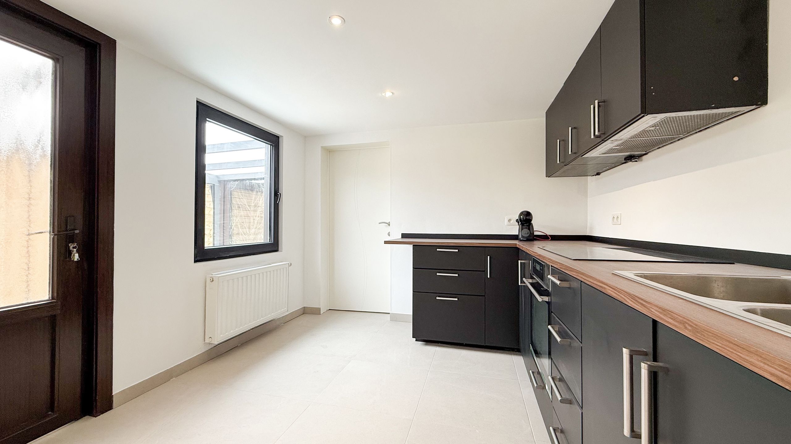 Karaktervolle woning met moderne afwerking en zonnige tuin! foto 14