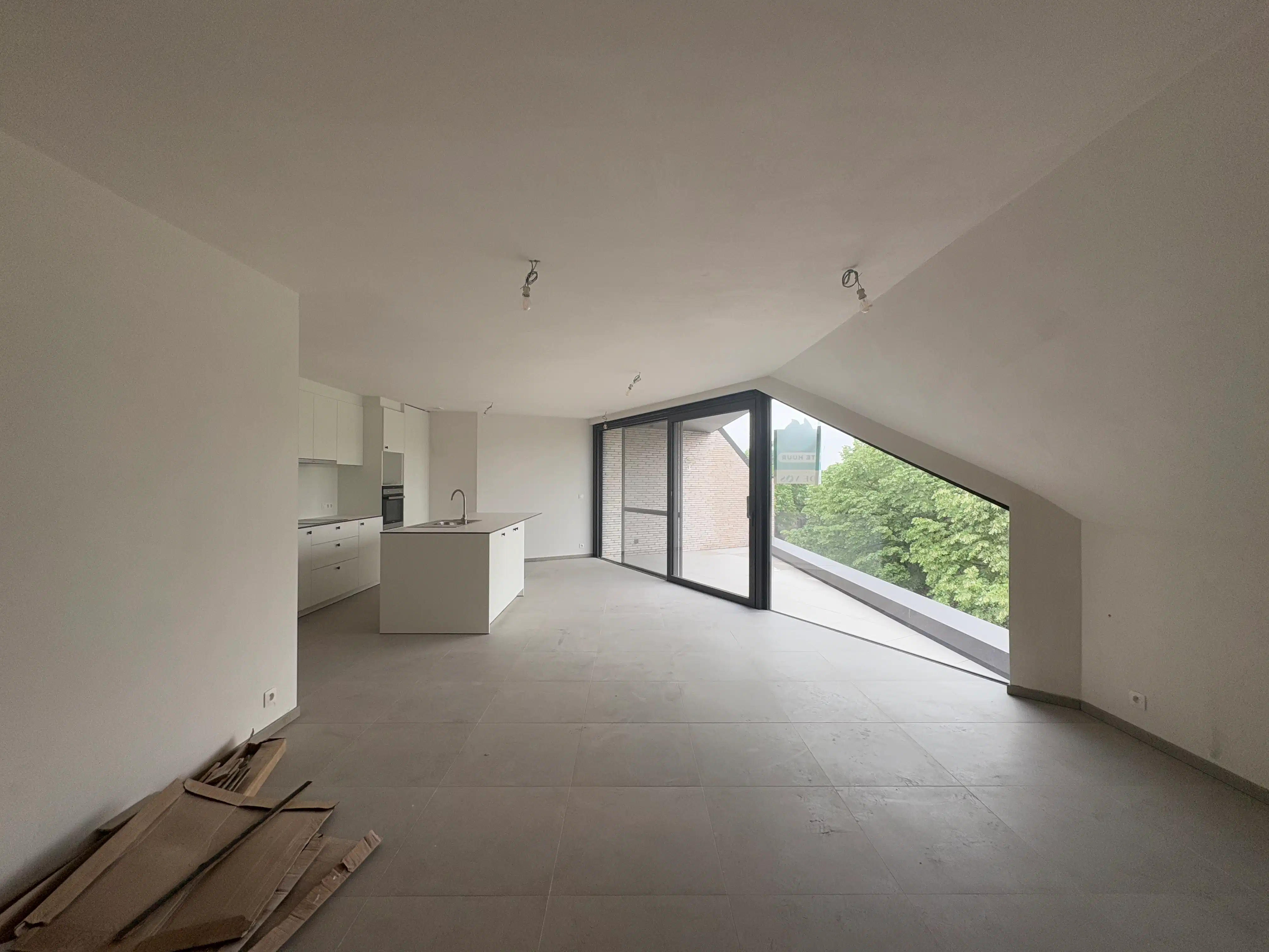 Nieuwbouwappartement met 2 slaapkamers en twee terrassen foto 4