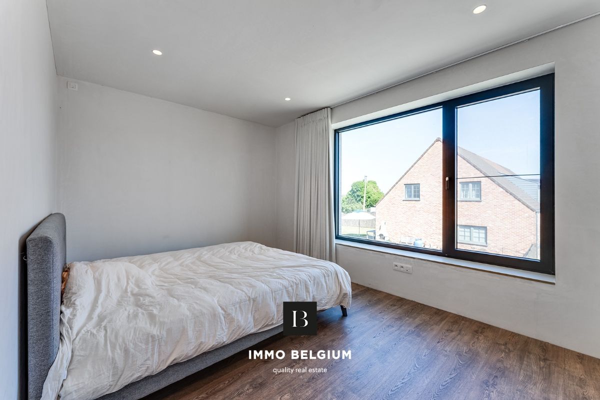 Nieuwbouwvilla onder registratierecht met 4 slaapkamers foto 8