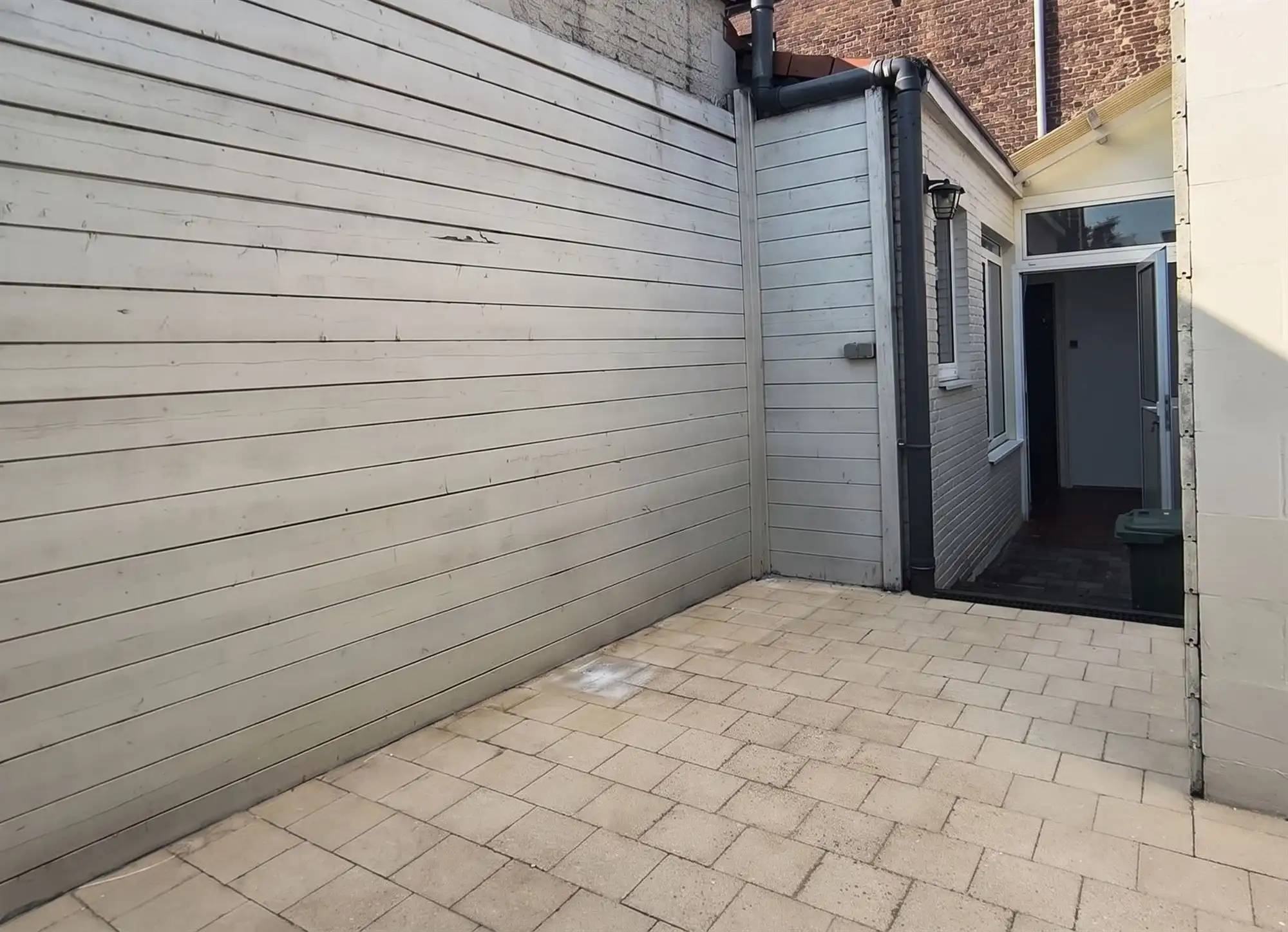 woonhuis met 2 slaapkamers en een aangenaam, knus terrasje foto 14
