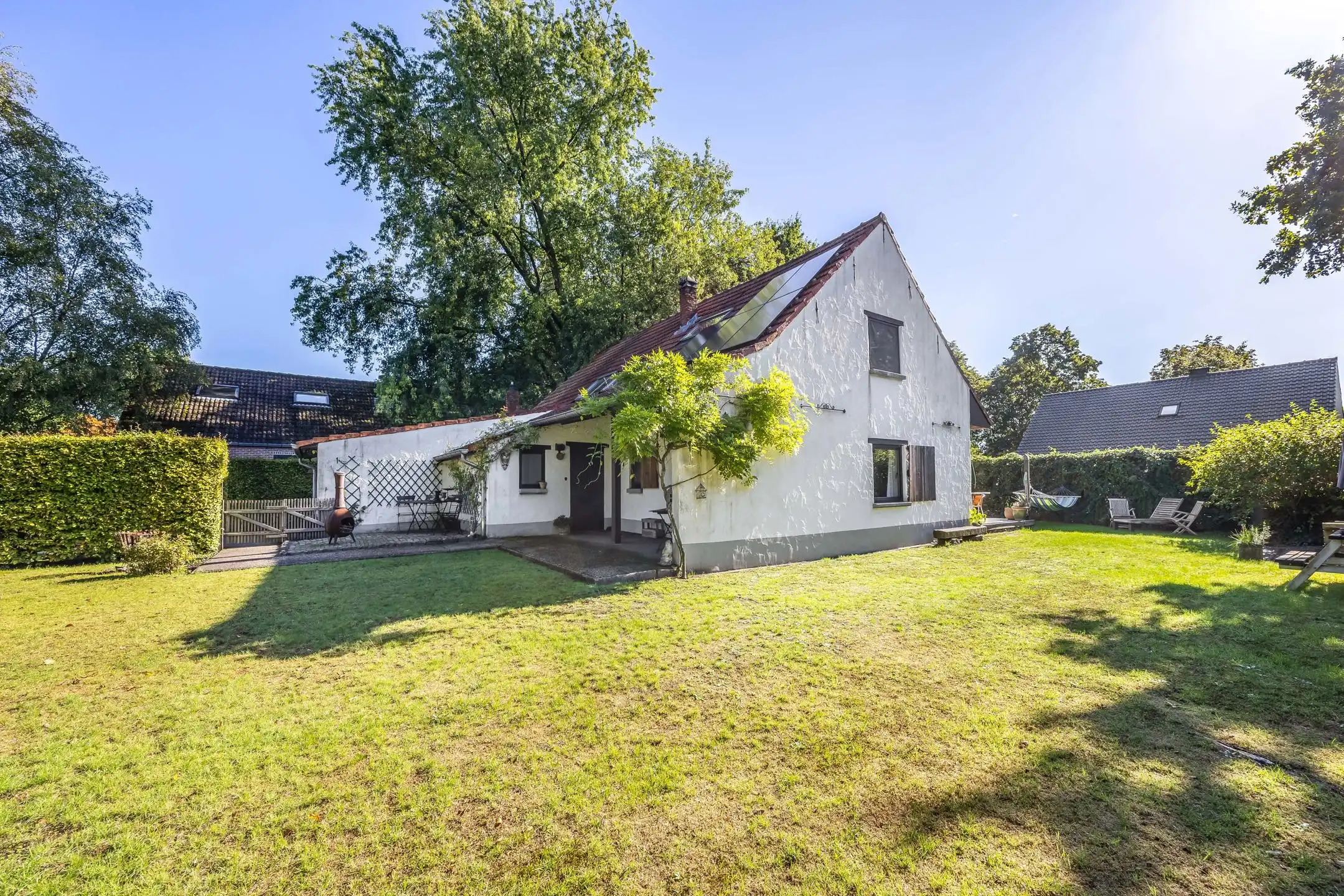 Sfeervolle hoevewoning in groene omgeving te Zoersel foto 2