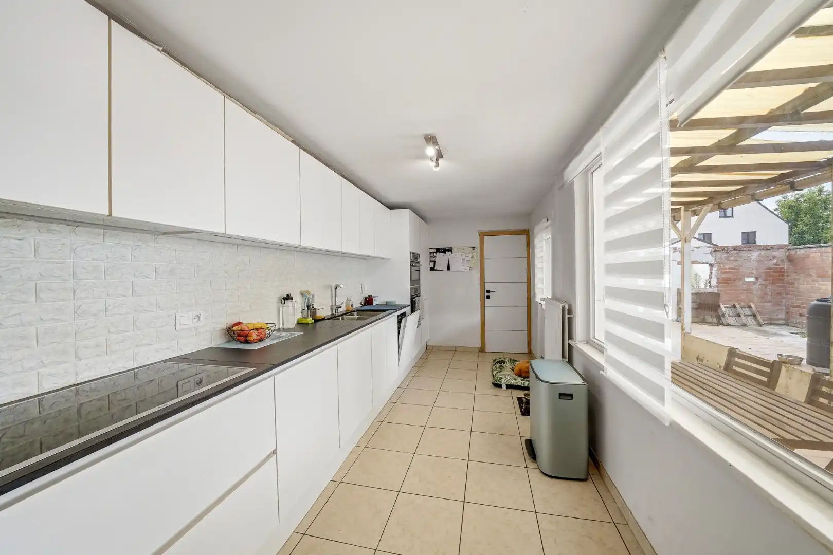 Halfopen woning met veel potentieel in Zandvoorde foto 7