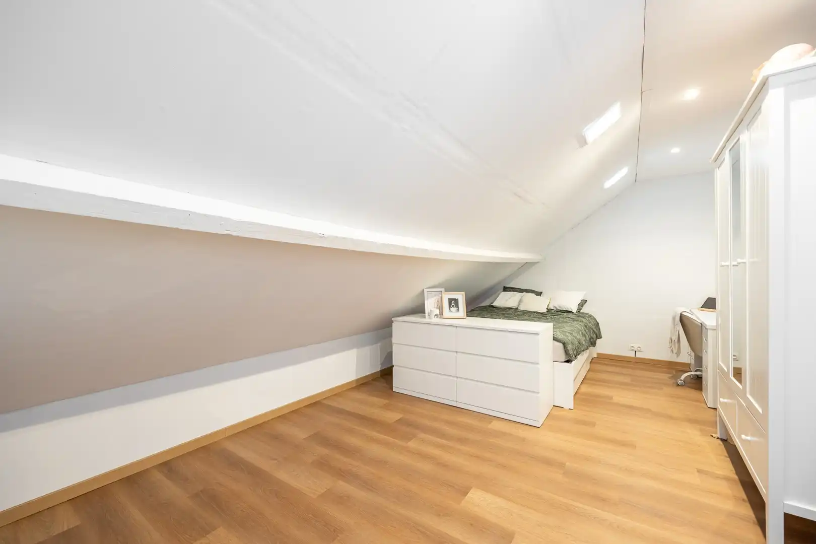 WONING MET TUIN foto 13