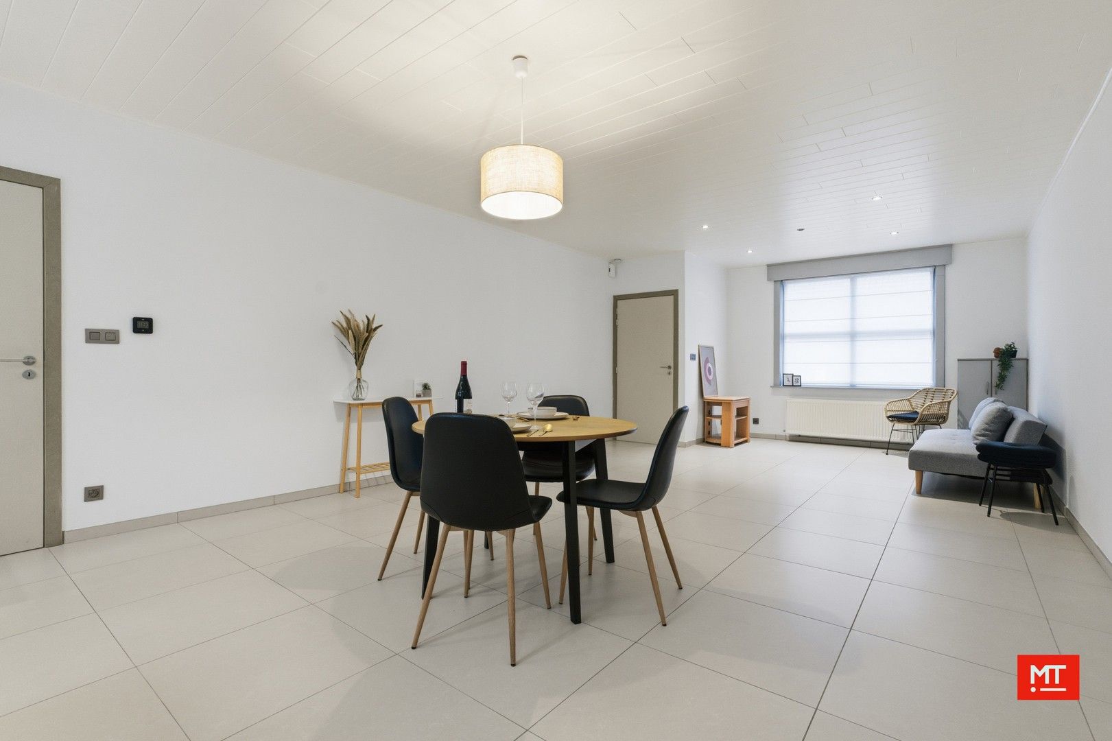 Instapklare woning met 3 à 4 slaapkamers, ZW-gerichte tuin en garage te koop in Moorslede foto 7