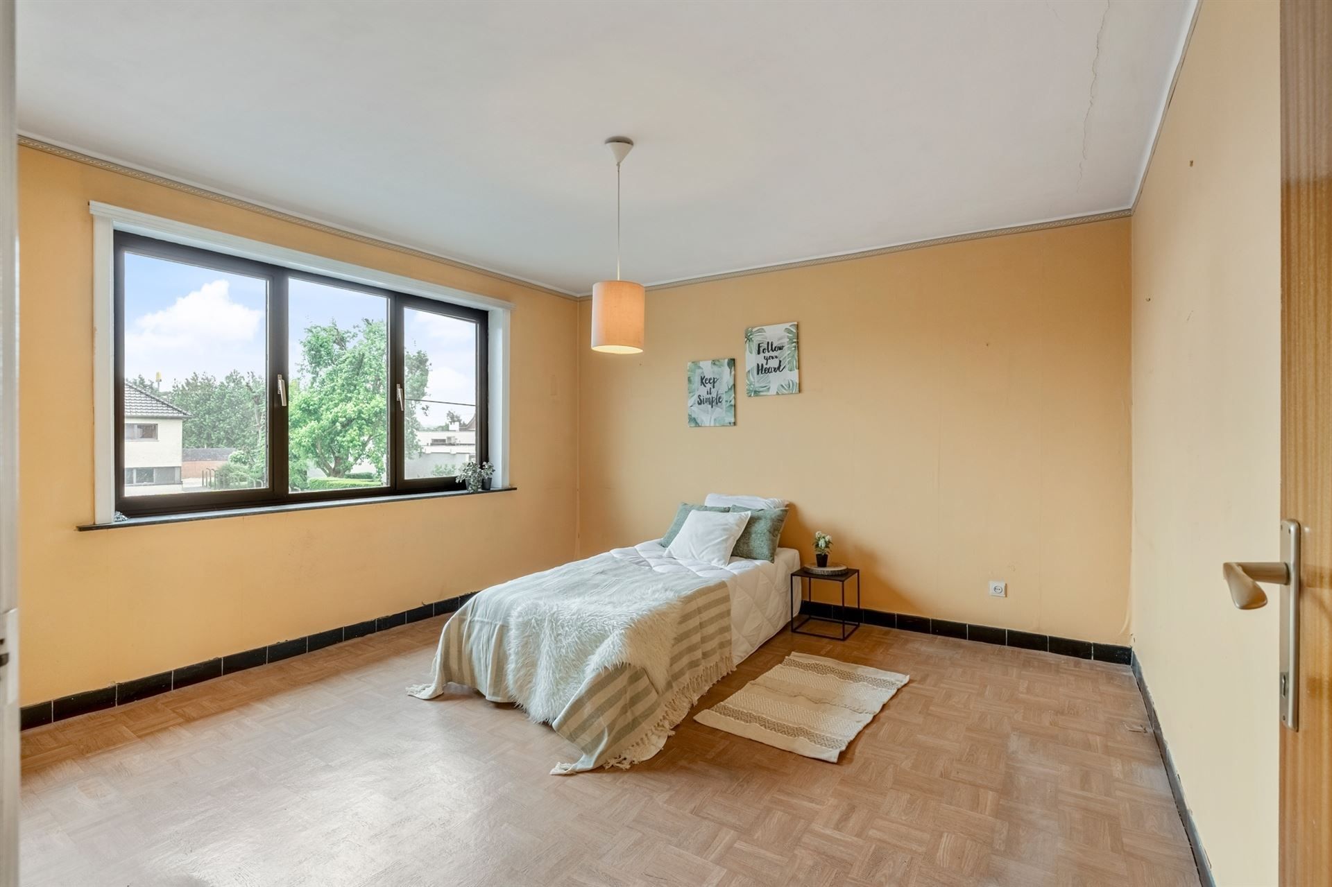 Halfopen bebouwing met tuin foto 15