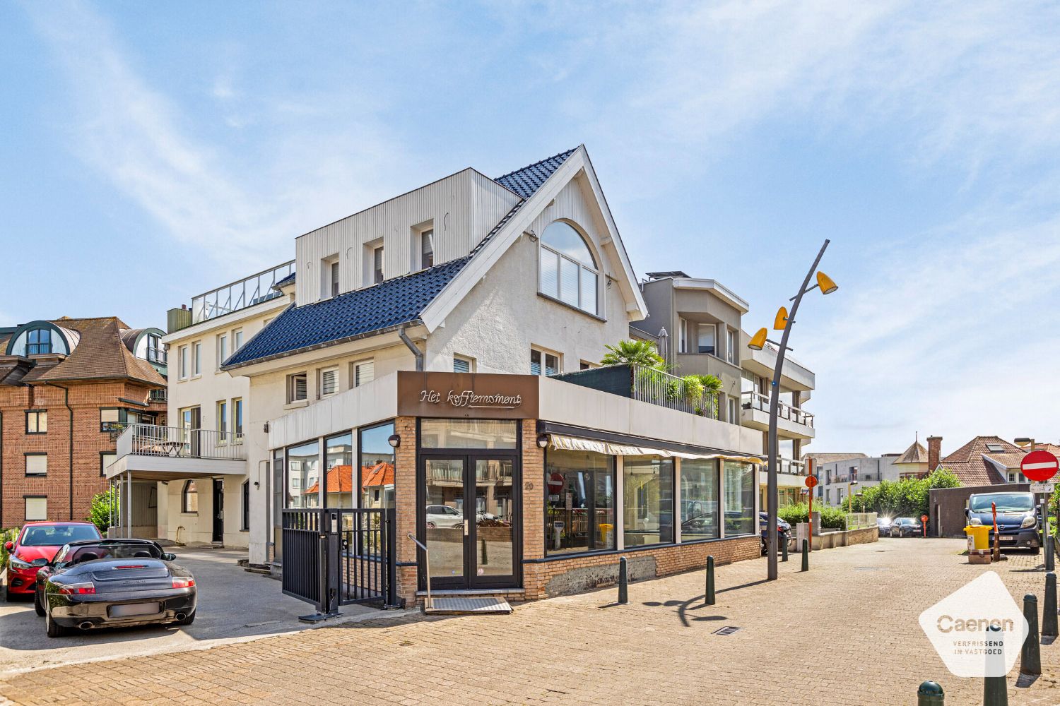 Topligging handelsgelijkvloers nabij strand en centrum! foto 2