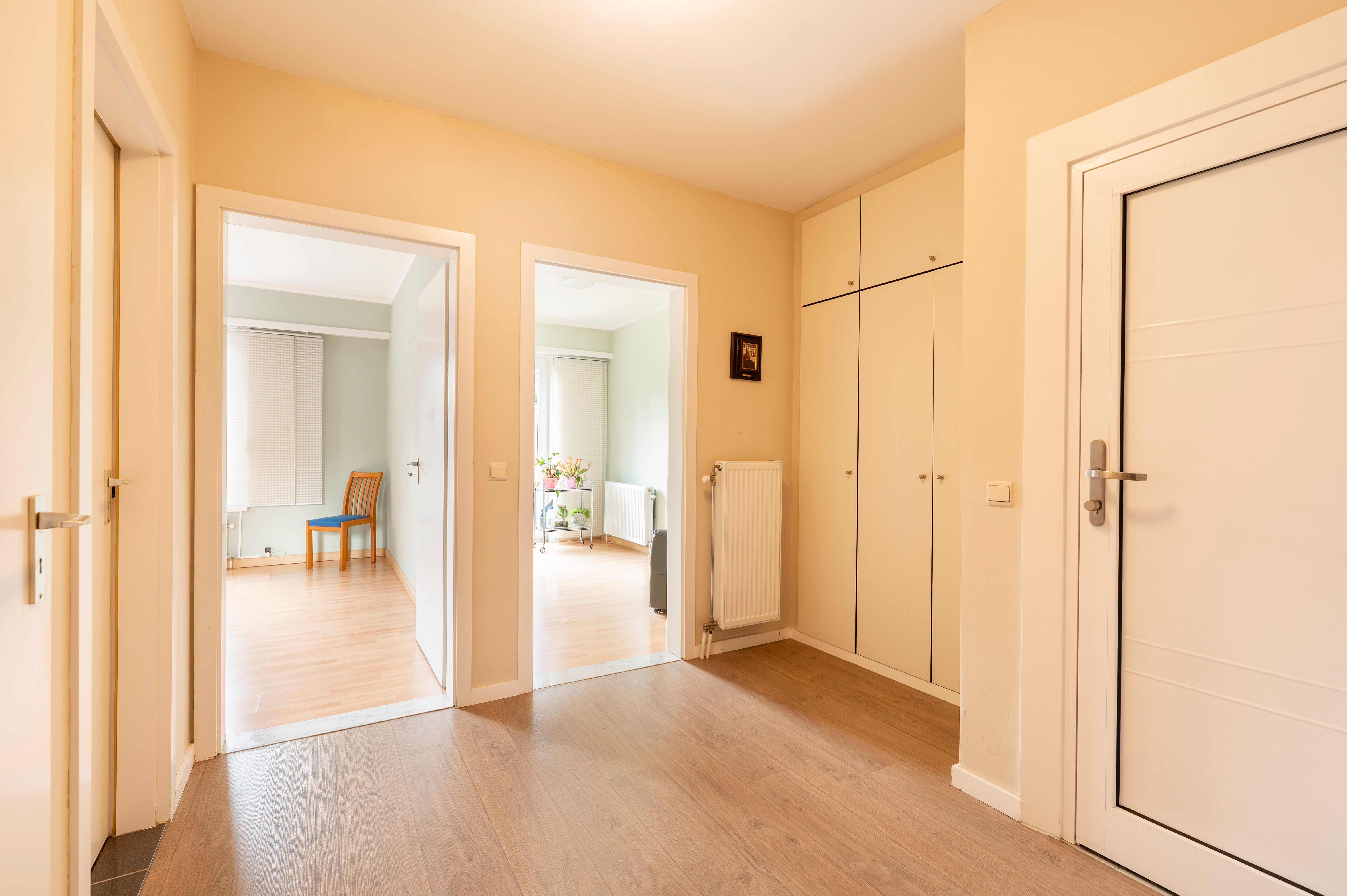 Verzorgd gelijkvloers appartement met 2 slaapkamers en tuin op toplocatie in Ekeren-Mariaburg! foto 12